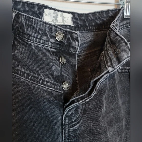 We The Free Shelby Low Rise Boyfriend Jeans Black Size 31 Boho Chic Western - Picture 4 of 5